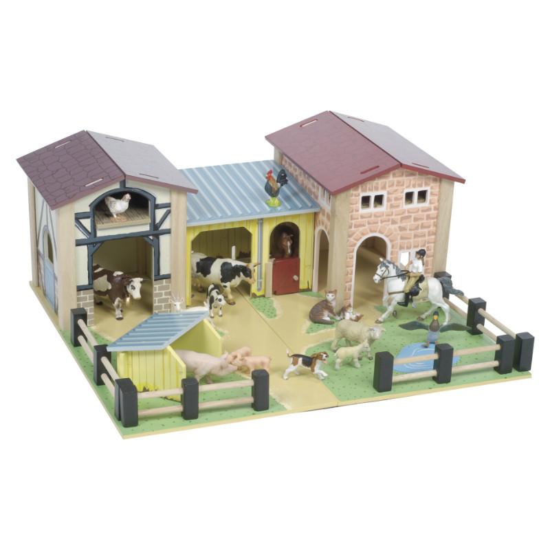 Wooden shop farmyard playset