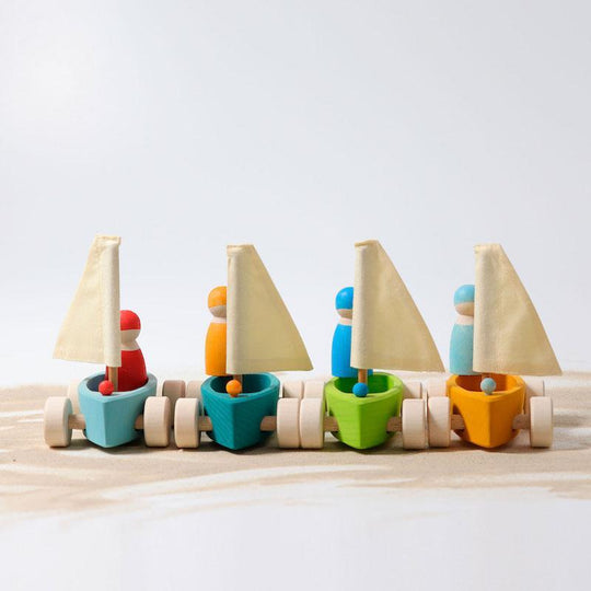 Small Land Yachts Set of 4