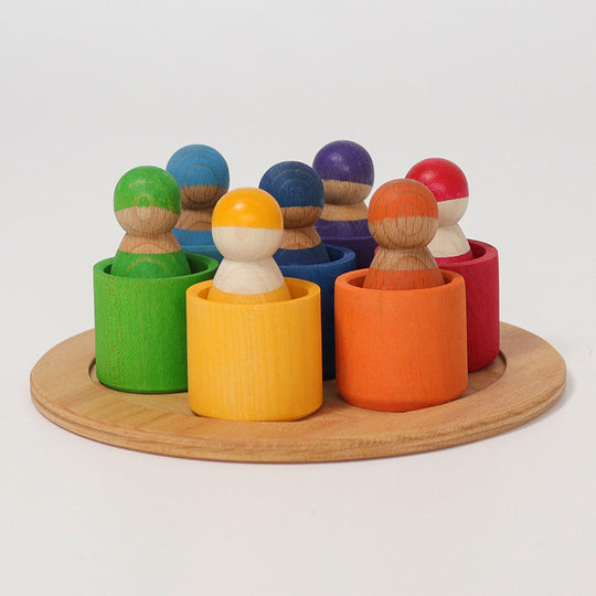 7 Rainbow Friends in 7 Bowls