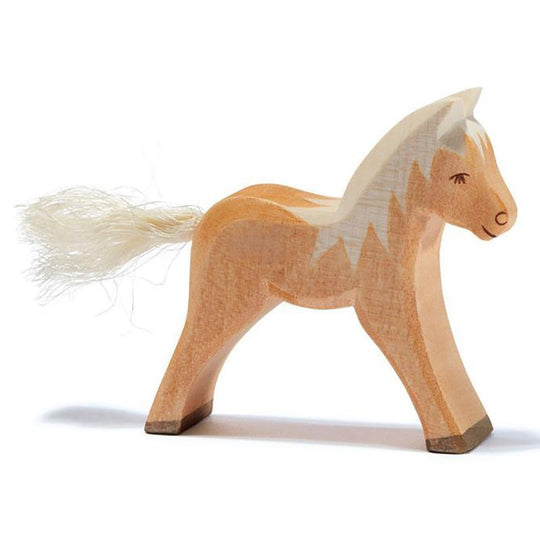 Horse Halfinger Colt